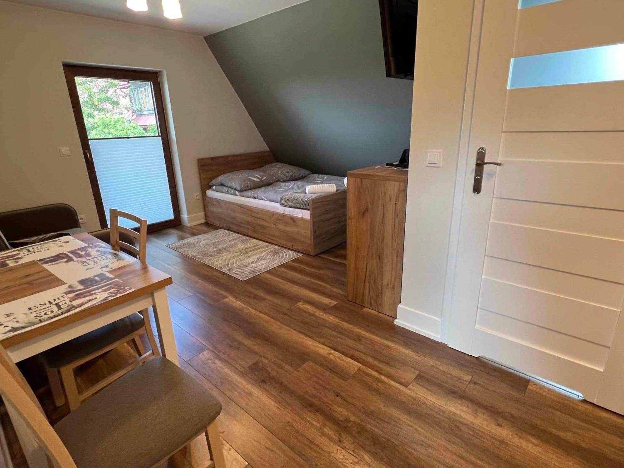 Ferienwohnung Styry Pory Roku Groń Exterior foto
