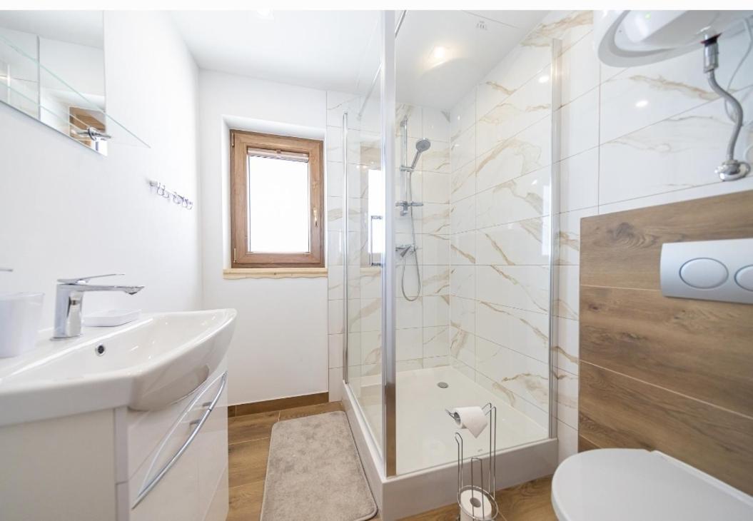 Ferienwohnung Styry Pory Roku Groń Exterior foto